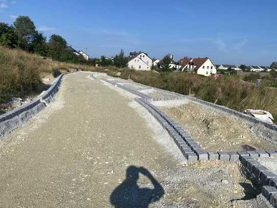 Baugrundstück für eine Doppelhaushälfte sucht einen zweiten Bauherren.