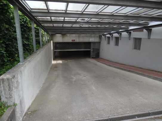 Tiefgaragenstellplatz