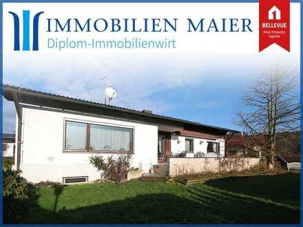 DIPLOM-Immowirt MAIER !! Perfekter, großzügiger Bungalow in Höhenlage mit Blick !!