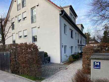 Wunderschöne DG-Wohnung im Maisonette-Stil mit Dachterrasse in München-Solln