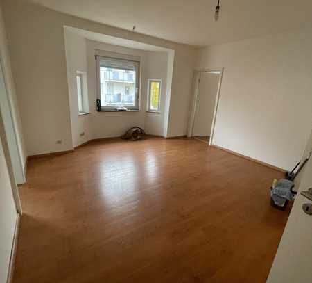 Schöne 2-Raum-Wohnung mit Balkon & Stellplatz in Augsburg