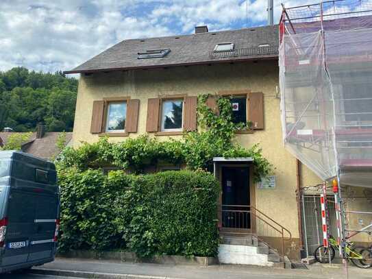 2 Familienhaus gegenüber dem Schlosspark in FR-Ebnet, frei ab 7.2025