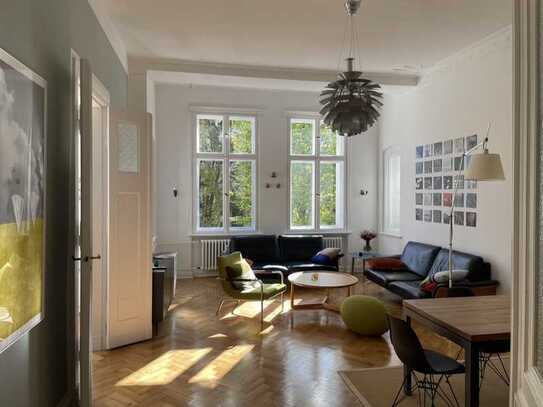 5 Zimmer Altbauwohnung in Charlottenburg