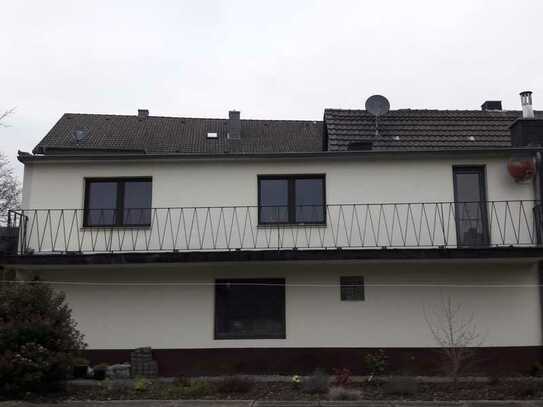 2-Zimmer-Appartement mit großem Balkon in Hürth-Fischenich zu vermieten.