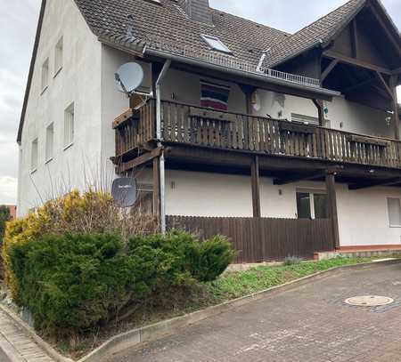 Ansprechende und gepflegte 2-Zimmer-DG-Wohnung mit Balkon und EBK in Weilmünster-Dietenhausen