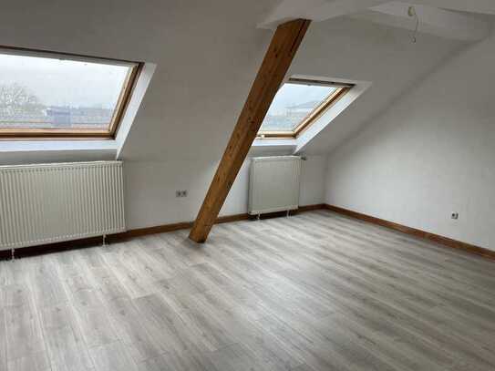 Neu renoviertes Apartement in Eschweiler! Dachgeschoss.