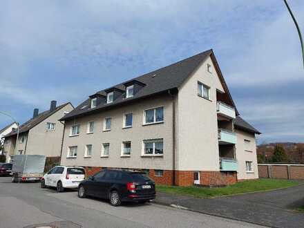 Solides 9-Familienhaus (9 ETW) in beliebter Lage von Ha-Elsey, voll vermietet, 14 Garagen!