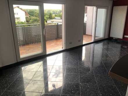 3-Zimmer-Wohnung mit großem Balkon, Einbauküche, Doppelgarage in Maximiliansau
