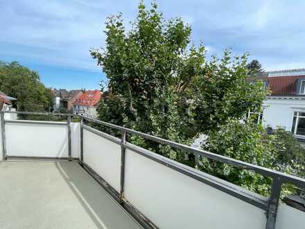 Provisionsfrei: Sanierte 2-Zimmer-Wohnung mit Balkon in Schwachhausen in traumhafter Lage