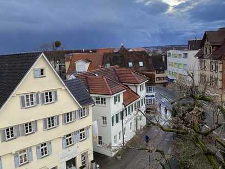 Sehr schöne 3-Zimmer-Wohnung mit EBK in Stuttgart