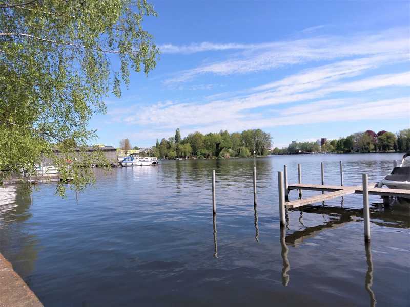 Wunderschönes Reihenendhaus in Wassernähe! - 5 Zimmer, EBK, Garage!