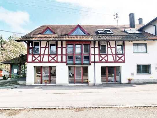 Schönes Bürohaus mit EBK in Satteldorf - Gröningen