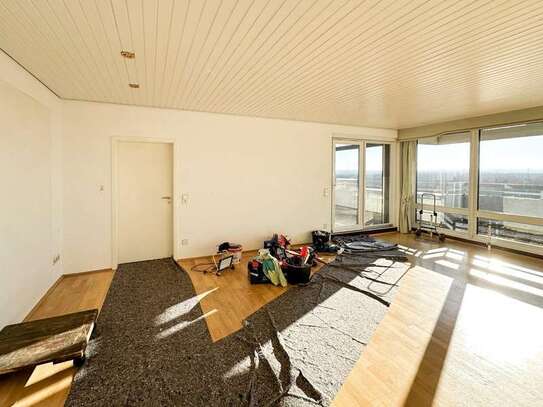 Penthouse mit Skyline-Blick, EBK, 2 Terrassen, Badewanne und Dusche, TG, Keller, Echtholzparkett