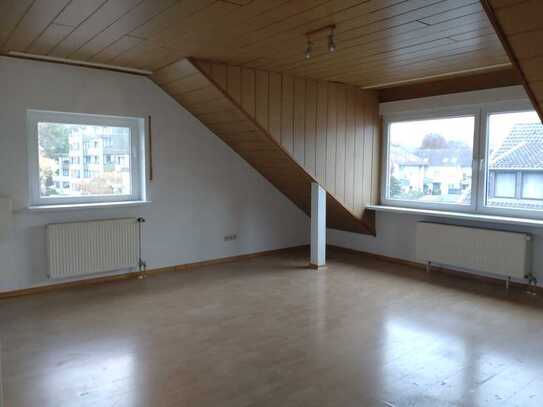 Voll renovierte Wohnung, neue Küche, Balkon in Bad Honnef bei Bonn