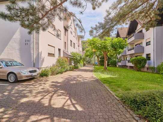 Attraktive 3 Zi.-Wohnung mit Sonnenbalkon in ruhiger Lage