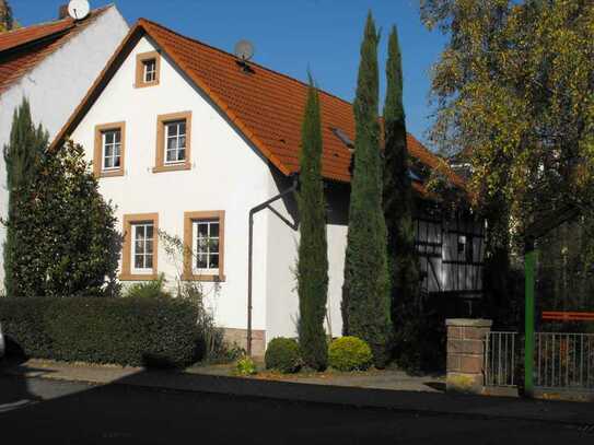 Bauernhaus renoviert, 4 ZKB in Keltern-Dietlingen mit Garten (Option) zu vermieten