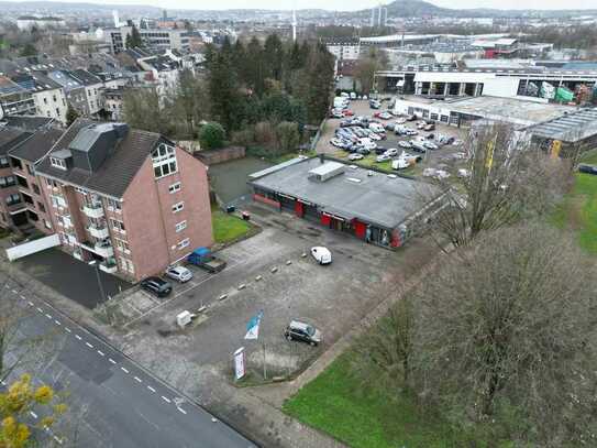 Moderne Verkaufsfläche + Werkstatt in zentraler Lage!