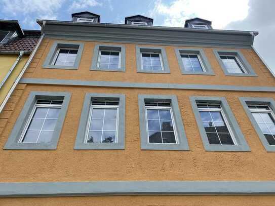 Kleines, leerstehendes Mehrfamilienhaus mit viel Potential in bester Altenburger Altstadtlage!