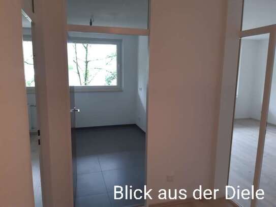 Modernisierte 2-Zimmer-Wohnung mit gehobener Innenausstattung mit Balkon in Wuppertal