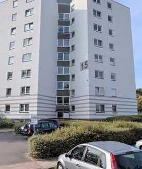 Sanierte 2-Raum-Wohnung mit Balkon und Einbauküche in Schönkirchen