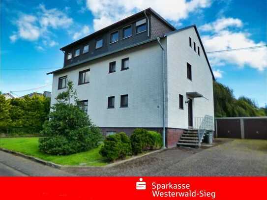 2-Familienhaus mit ELW und großem Garten!