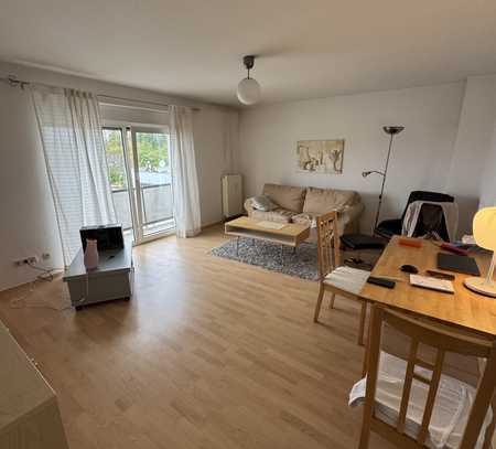 !! Helle 2 Zimmer-Wohnung in begehrter Lage !!