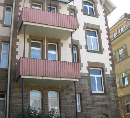 Größzügige, sanierte 4 Zimmer-Wohnung mit Balkon im Zentrum von Mühlacker