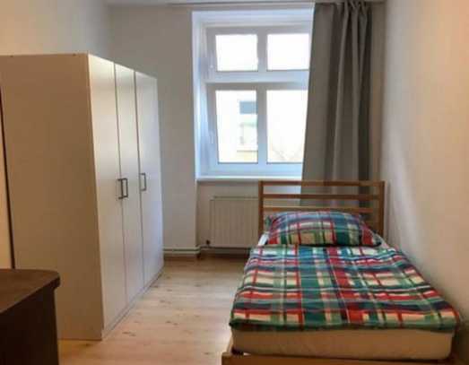 Interesting single bedroom in Spandau