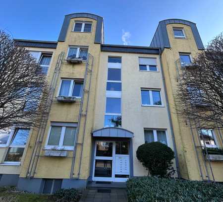 Schöne 3-Zimmer-Dachgeschosswohnung mit Balkon in Hilden