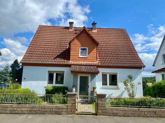 Schönes 1-Familienhaus in Ortsrandlage