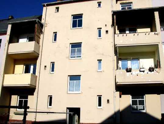 !! Attraktiv, neu sanierte 2 Zi.Wohnung mit großer Küche + Balkon in Werdau !!