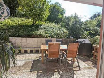 Schöne 3 Zimmerwohnung mit Terrasse und Balkon