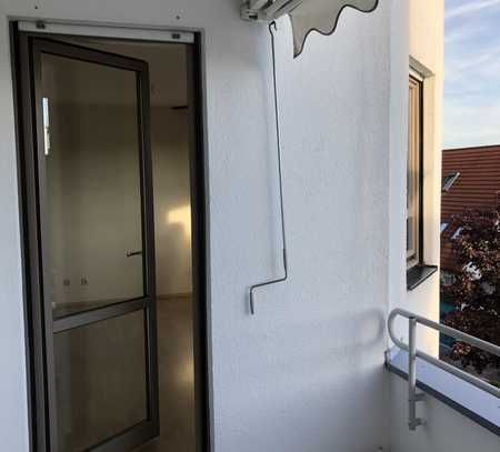 Geschmackvolle, gepflegte 3-Zimmer-Wohnung mit EBK in Friedberg