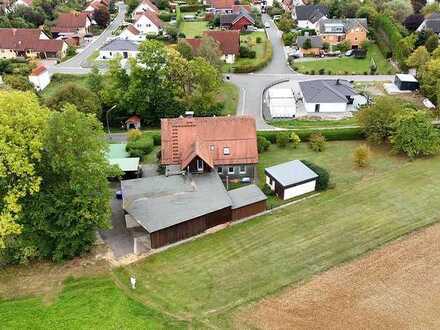 Fränkische Schweiz - idyllisches Anwesen mit großem Wohnhaus und Nebengebäuden zu verkaufen