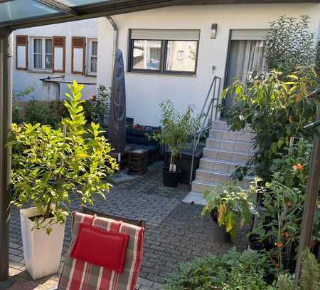 +++ LU.-WEST! KERNSANIERTES RMH MIT GARTEN UND ÜBERDACHTER TERRASSE ZU VERKAUFEN +++