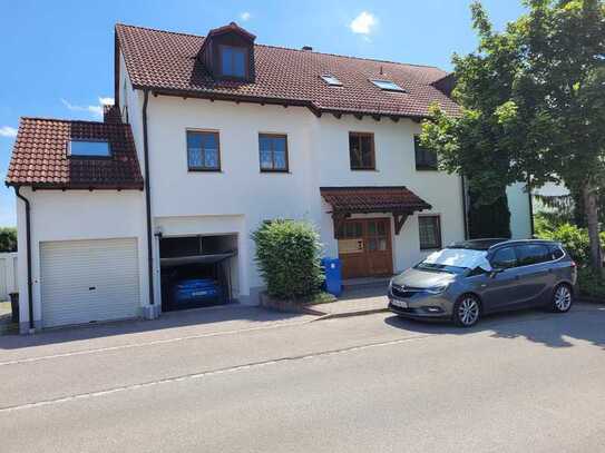 schöne, teilmöblierte 3 Zimmerwohnung in Friedberg