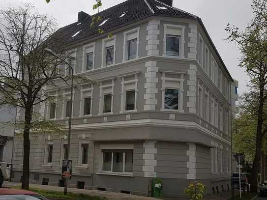 Altbau Dachgeschosswohnung in bester Lage