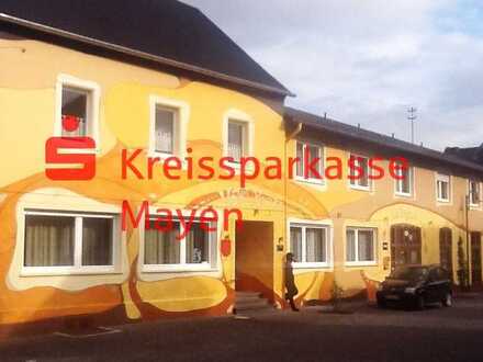 Attraktives Hotel mit Charme in ausgezeichnetem, kernsaniertem Zustand