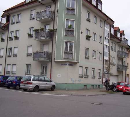 Gepflegte helle 3-Zimmer-Wohnung mit kleinem Balkon in Mannheim