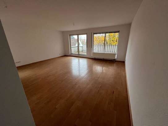 Geräumige und helle 3-Zimmer-Wohnung mit 2 Balkonen - 104 m² - in Worms-Hochheim