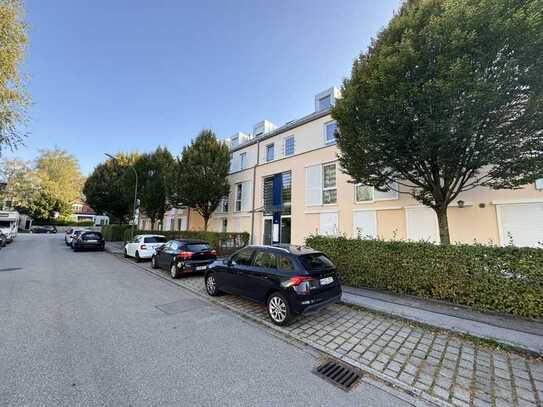 Große und helle 2 Zimmer Wohnung in sehr schöner Wohnlage von Dachau