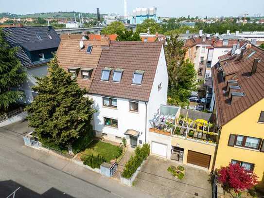 Vielseitige Nutzungsmöglichkeiten! Gepflegtes Dreifamilienhaus mit sonnigem Garten in Bad Cannstatt