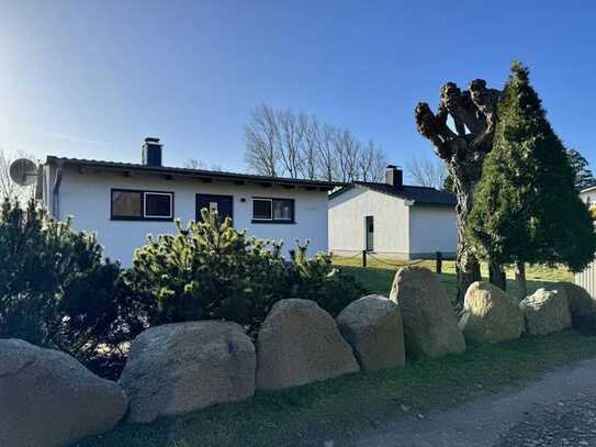 Neuwertiges Wochenendhaus mit Sauna, Kamin und Ostseerauschen