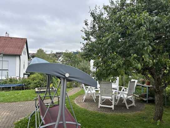 RESERVIERT***4 ZIMMER DG WOHNUNG -EIGENER GARTEN CA.165QM+HOBBYRAUM -