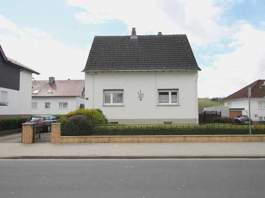 Charmantes Einfamilienhaus mit viel Potenzial in ruhiger Lage von Hasselroth-Gondsroth