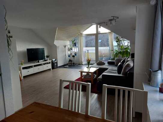 3-Zimmer-Dachgeschosswohnung mit Balkon