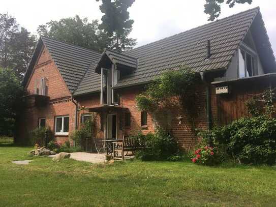 Charmantes Landhaus bietet viel Platz, Individualität u. Natur am Ende einer Sackgasse - nahe HH