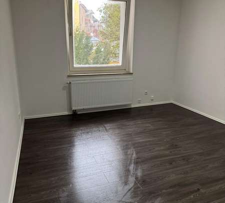 Moderne 4-Zimmer-Wohnung in zentraler Lage – Ideal für WG