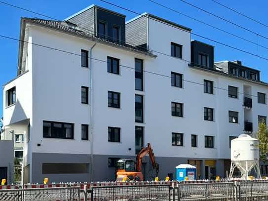 Hochwertige 3 Zimmer Wohnung mit Balkon