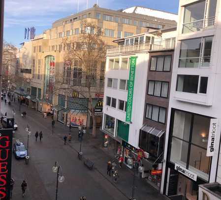 BÜROETAGE IN KÖLNER 1A-LAGE! Eine der meistfrequentierten Einkaufsstraßen.